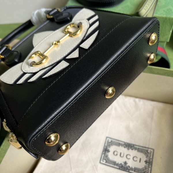 Handbag Gucci  677212 size 20*19.5*7.5 cm