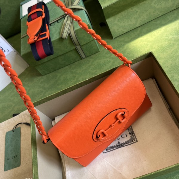  Handbag  Gucci 724713 size 20*12*5.5 cm