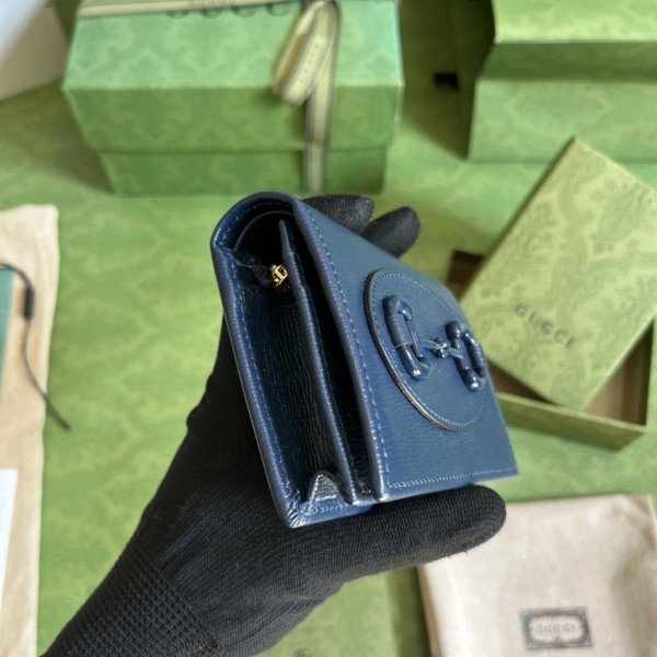  Handbag  Gucci 621887  size  11*8.5*3 cm