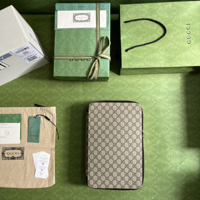  Handbag  Gucci 726669 size 33.5*21.5*8 cm