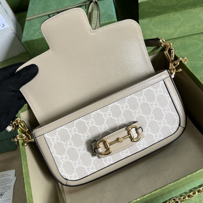  Handbag  Gucci  735178 size 24*13*5 cm