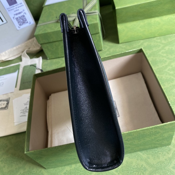  Handbag  Gucci 672956 size  26*20*6 cm