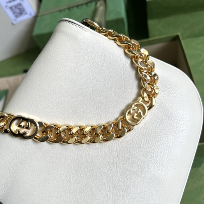  Handbag  Gucci 699268 size 28x16x4 cm