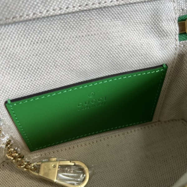  Handbag  Gucci 723770 size 16*10.5*5  cm