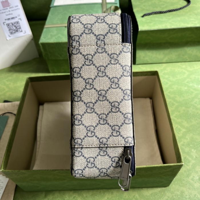  Handbag  Gucci 726661  size 22*8*19.5 cm