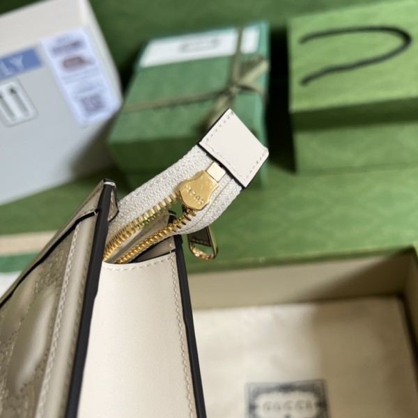  Handbag Gucci 723780 size 10*7.5*2  cm