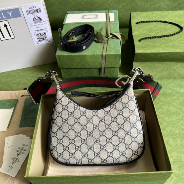  Handbag  Gucci 699409 size 23*22*5  cm