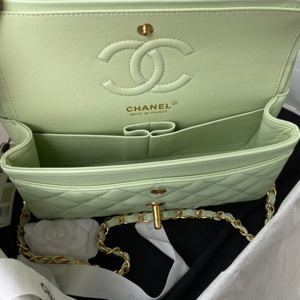  Handbag  Chanel  A01113 size 23 cm