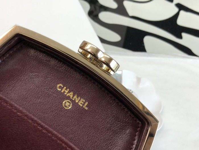  Handbag Chanel size 12.7*12.7*7.6* cm 