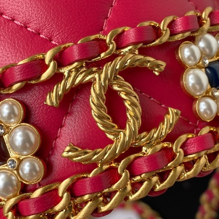  Handbag  Chanel AP2257 size 15x9x9 cm