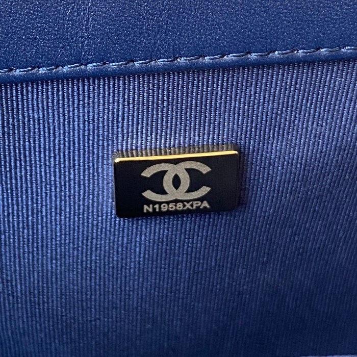  Handbag  Chanel  size  20/25 cm