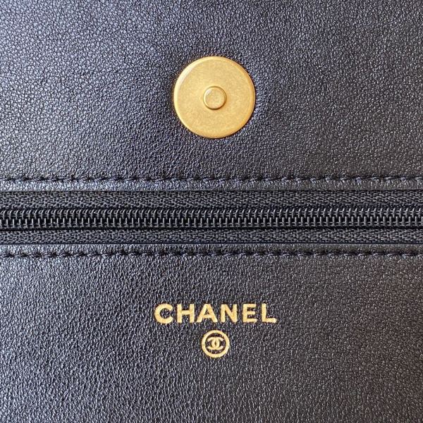 Handbag  Chanel  size  19 cm