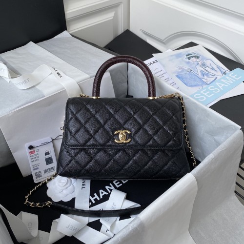  Handbag  Chanel 92990 size 23 cm