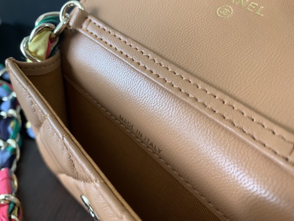  Handbag  Chanel 2054 size 12cmx9 cm 