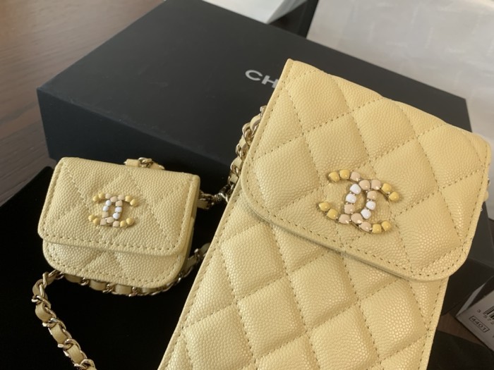 Handbags  Chanel  2033 