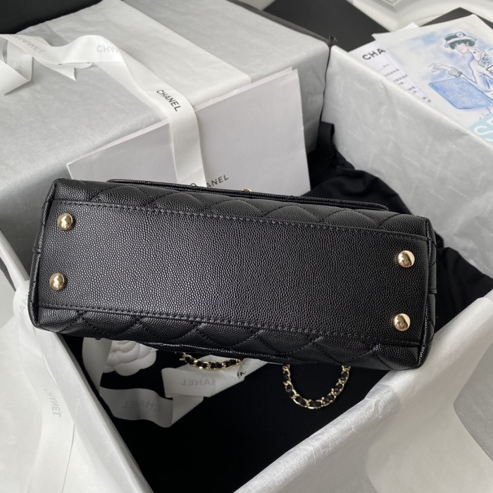  Handbag  Chanel 92990 size 23 cm