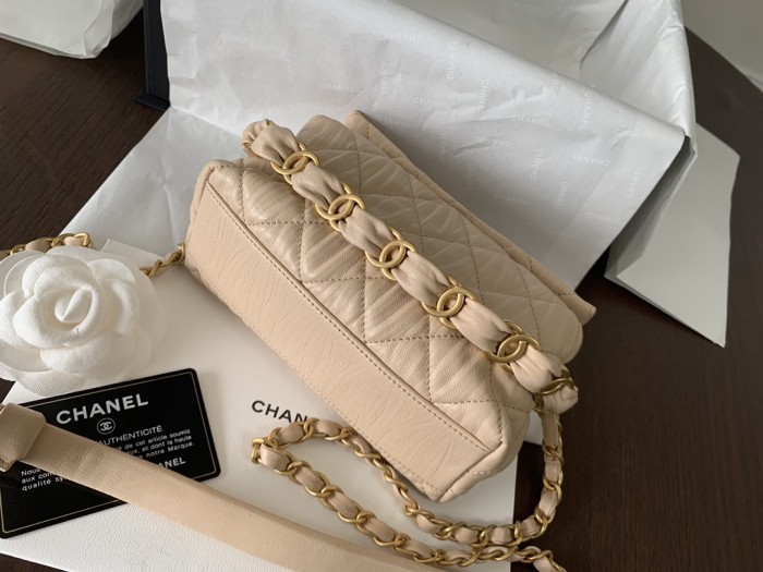 Handbag  Chanel 2479 size 19cmx13cmx7 cm