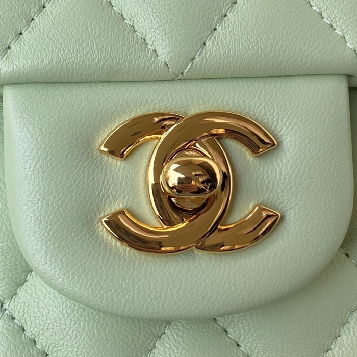  Handbag  Chanel A01112 size 15.5x25.5x6.5 cm