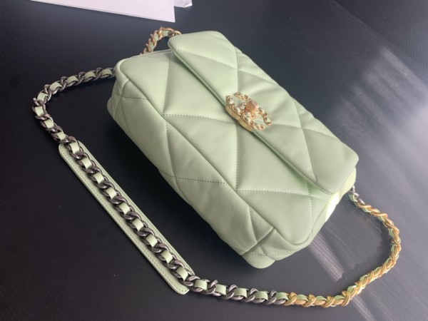  Handbag   Chanel 1161 size  30cmx20cm10cm