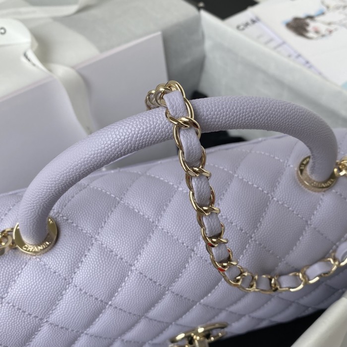  Handbag  Chanel 92991 size 28 cm