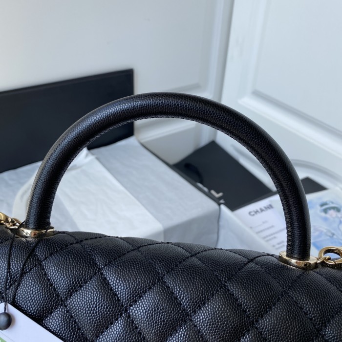  Handbag  Chanel 92991 size 28 cm
