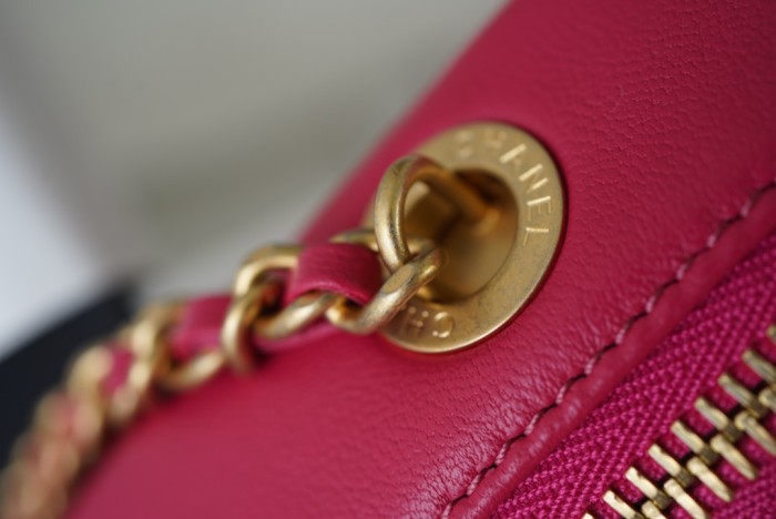  Handbag  Chanel  AS2201 size  20cmx20cmx5 cm