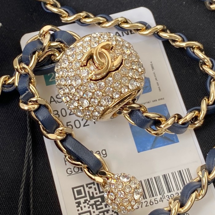  Handbag Chanel size 17 cm