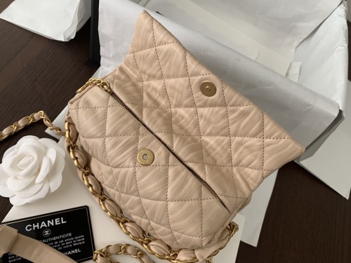 Handbag  Chanel 2479 size 19cmx13cmx7 cm