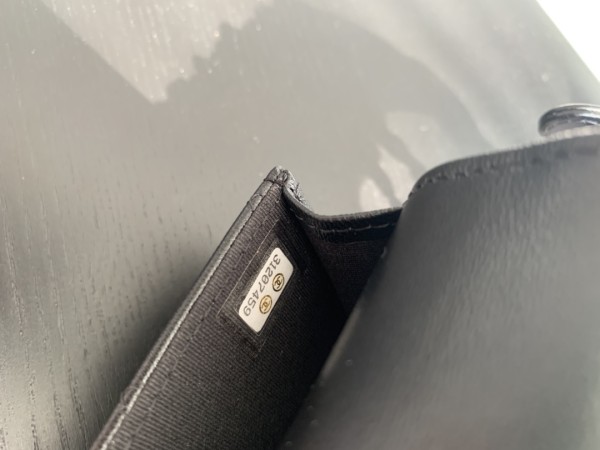  Handbag  Chanel  AP2553 size 7cmx8cmx3 cm