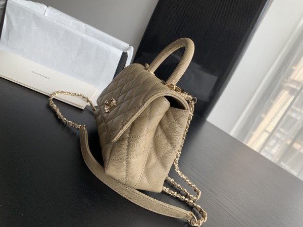  Handbag  Chanel 93925 size   24 cm