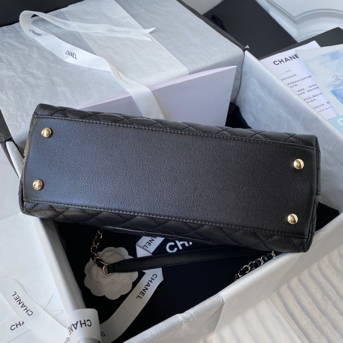  Handbag  Chanel 92991 size 28 cm