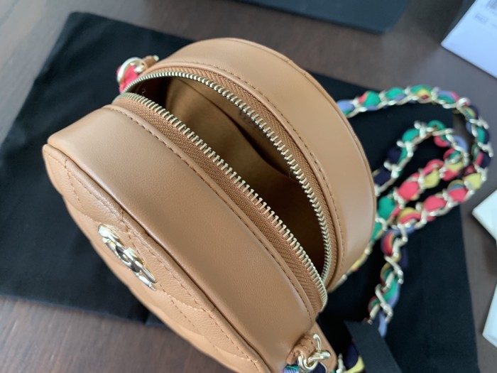 Handbag Chanel 2055 size 12cmx12cmx4.5 cm