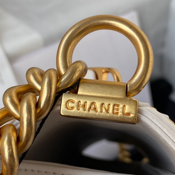  Handbag  Chanel size 20/25 cm