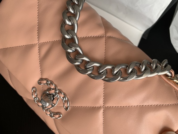  Handbag  Chanel size 30cmx20cmx10cm