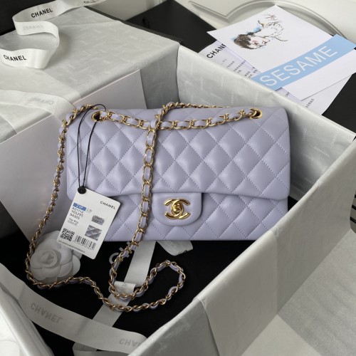  Handbag  Chanel  A01112  size  15.5x25.5x6.5 cm
