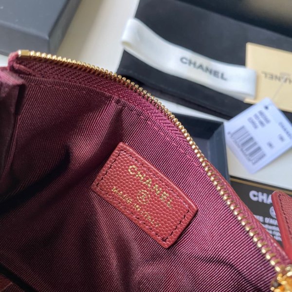  Handbag   Chanel A82365 size 15*8.5 cm