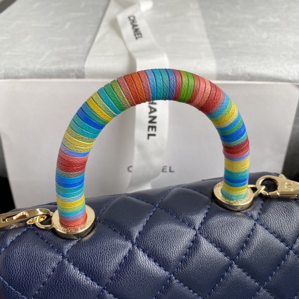  Handbag  Chanel 𝟐𝟖𝟑𝟎𝟎 size 𝟏𝟑*𝟏𝟗*𝟗 𝐜𝐦