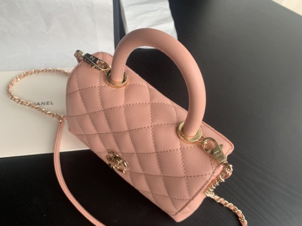  Handbag  Chanel 2215 size 19 cm