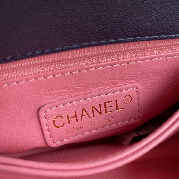  Handbag  Chanel 𝟐𝟖𝟑𝟎𝟎 size 𝟏𝟑*𝟏𝟗*𝟗 𝐜𝐦