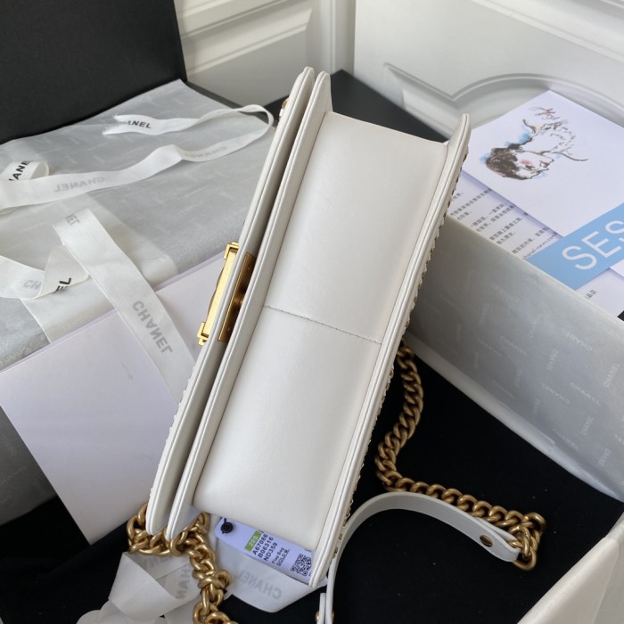  Handbag  Chanel size 20/25 cm