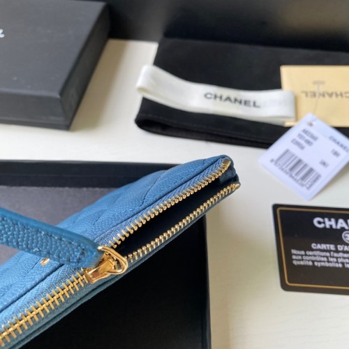  Handbag  Chanel A82365 size 15*8.5 cm