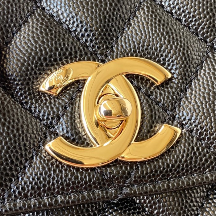  Handbag  Chanel 92991 size 28 cm