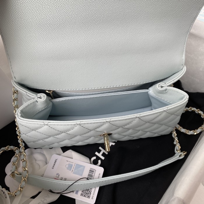  Handbag  Chanel   92990  size  23 cm