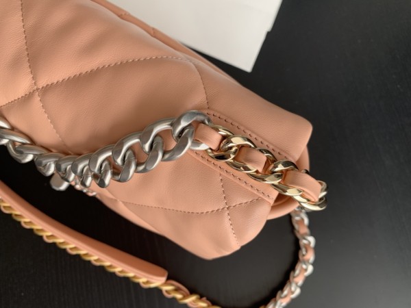  Handbag  Chanel size 30cmx20cmx10cm