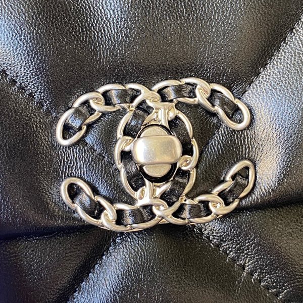  Handbag  Chanel  size  26 cm