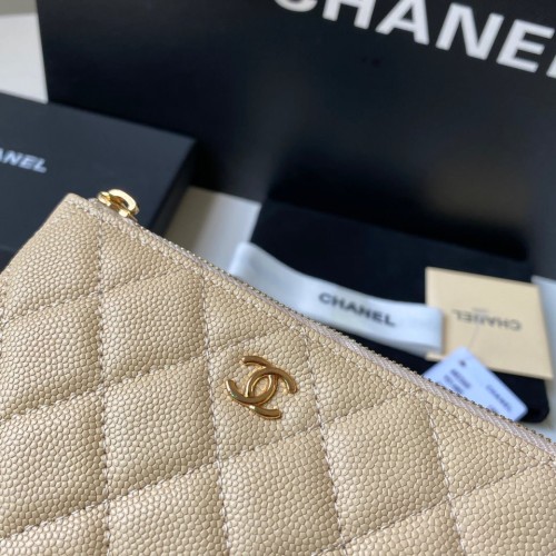  Handbag  Chanel  size 15*8.5 cm