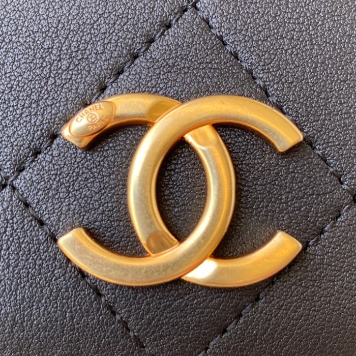  Handbag Chanel AS2542 sizen  19x23x7 cm