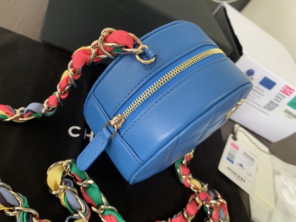  Handbag  Chanel 2055 size 12cmx12cmx4.5 cm