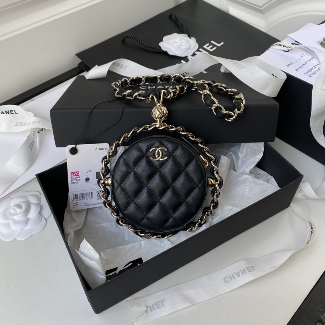  Handbag  Chanel  AP2568 size 17X14x2.4 cm