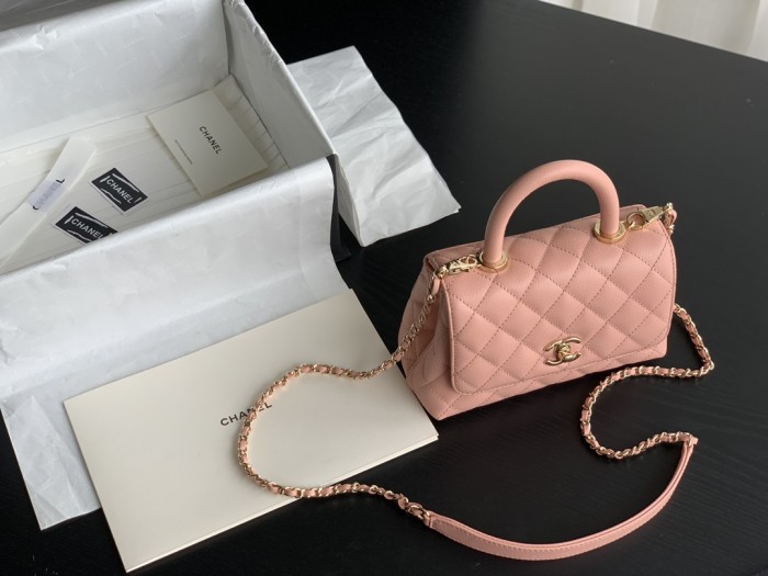  Handbag  Chanel 2215 size 19 cm